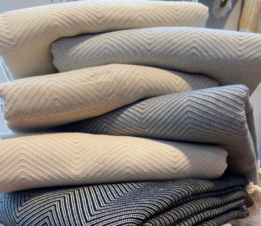 Handwoven blanket "Ayvalik"